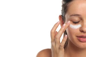 کرم دور چشم مناسب برای پوست جرب و مختلط